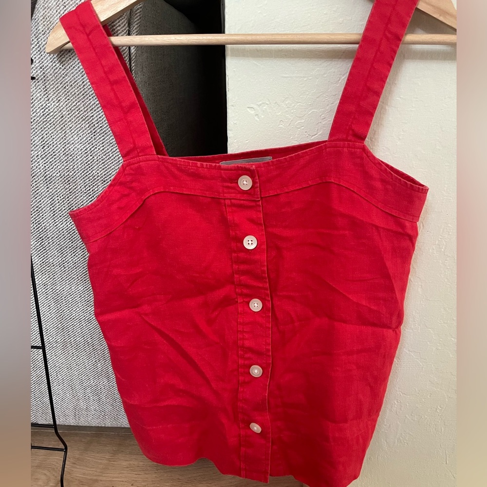Red Linen Everlane tank top
